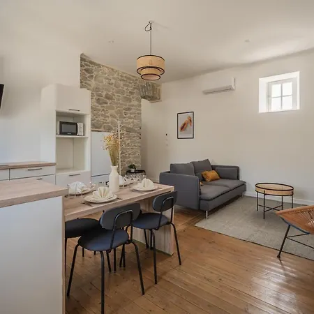 Apartment Le Sicilien ~ Climatisation ~ Centre-ville Carcassonne